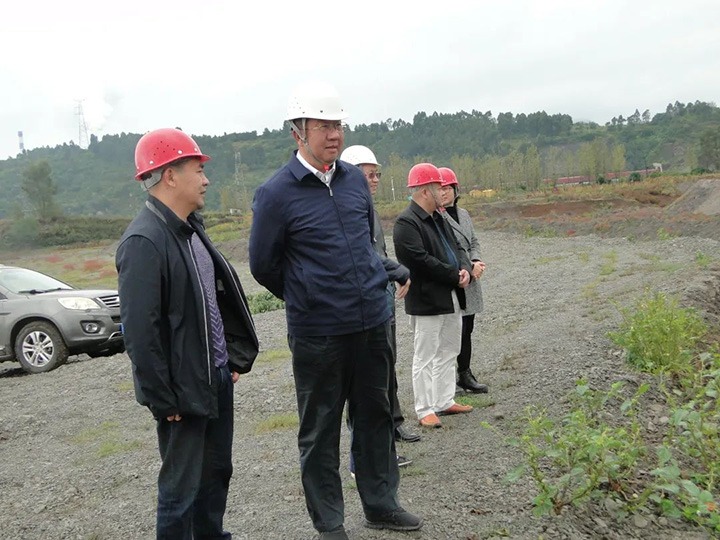 集团专职表部董事寸延峰一行赴可保煤矿发展工作调研