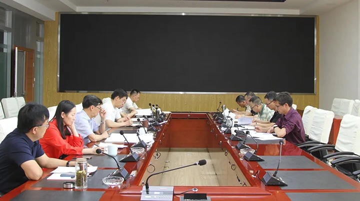 云煤（yl6809永利）集团党委发展民主生涯会专题理论中心组进建