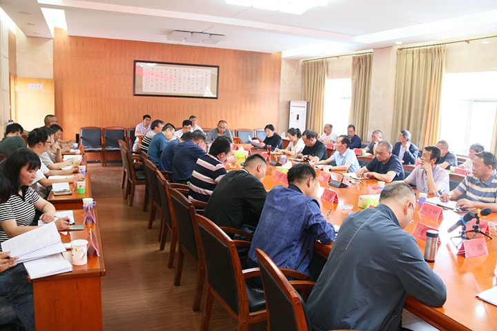 【云煤简讯】羊场煤矿公司召开一季度经济活动分析会｜陆东煤矿公司发展《职业病防治法》宣传活动｜四角地煤矿公司进行第一届职工活动会