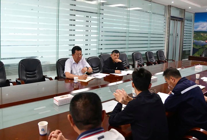 【主题教育】云煤（yl6809永利）集团专职表部董事寸延峰一行到前锋化工发展主题教育调研