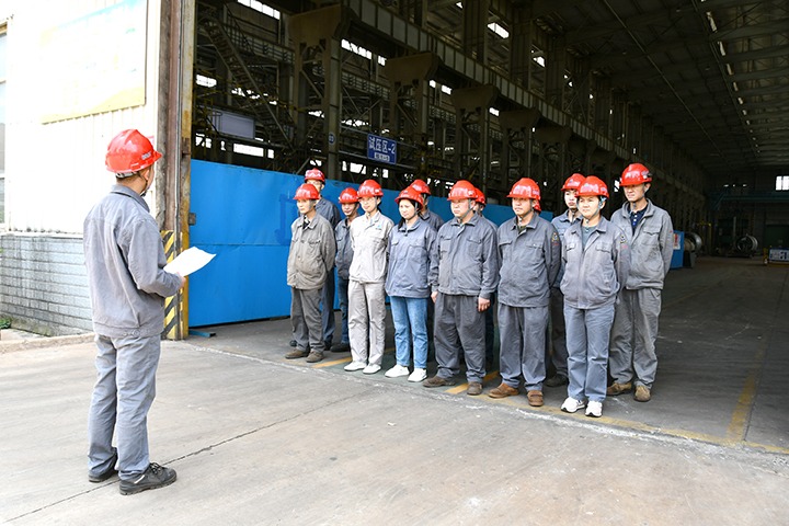 “严”字当头，让安全出产“始终如一”