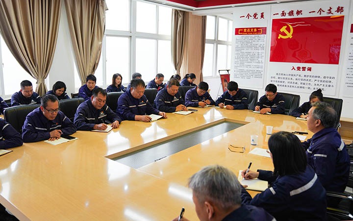 前锋化工公司建旧利废巧创新 降本增效显功效