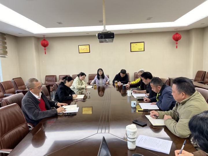 集团党委委员、财政总监莫晓丹到yl6809永利地产调研领导工作